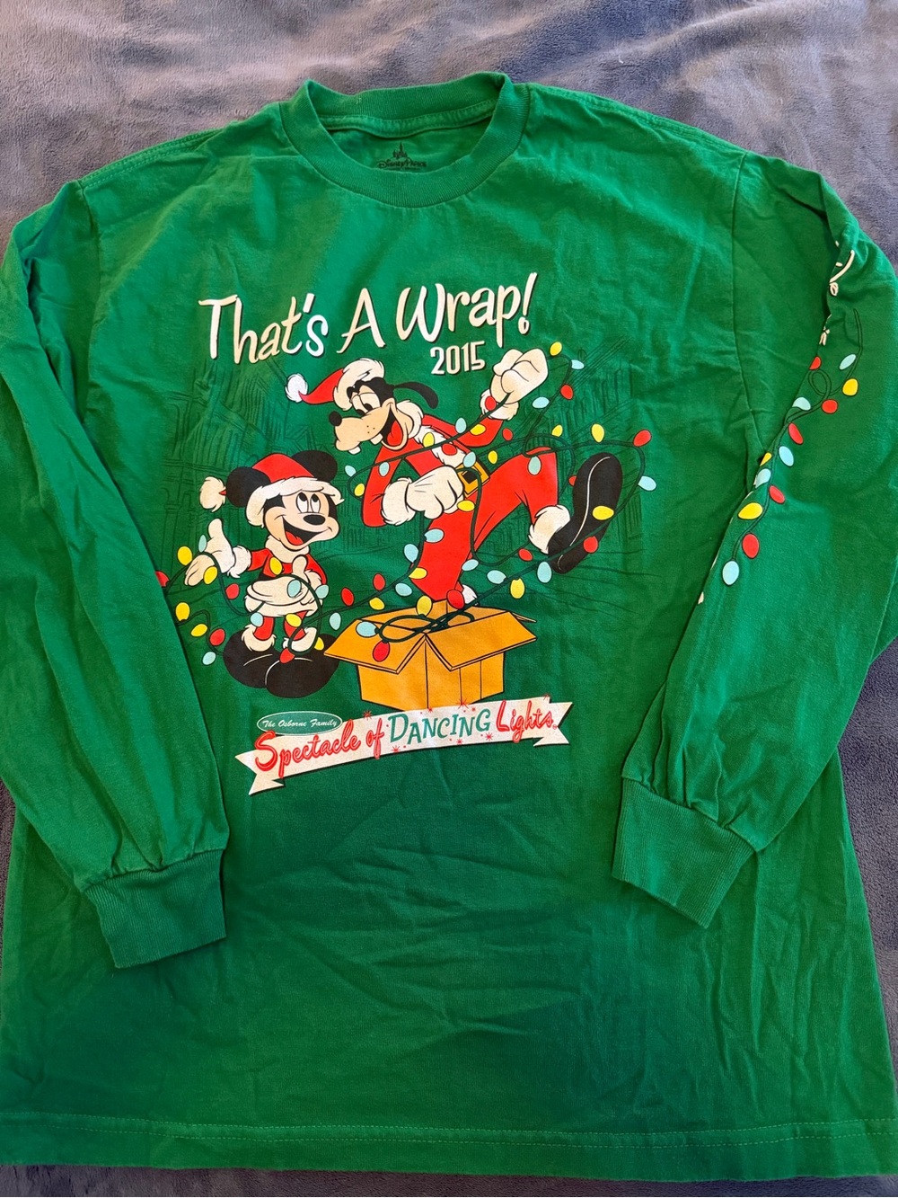 Disney Green 'That's A Wrap! 2015' Holiday Graphic Long-Sleeve Tee